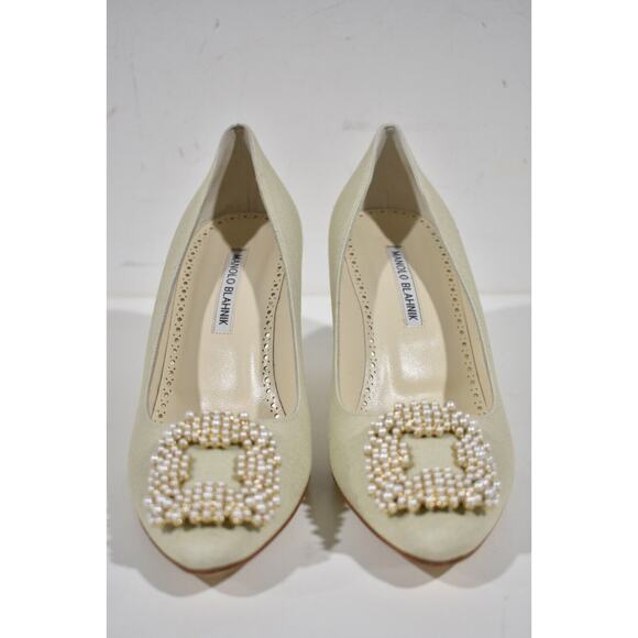 Manolo Blahnik Hangisi 70 Oatmeal Linen Pearl Jewel Buckle Low Heel Pump 39 - Picture 6 of 12